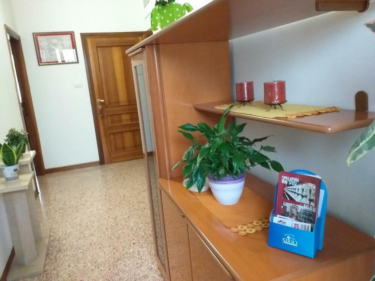 Bed & Breakfast La Rosa Rossa Cagli Luaran gambar