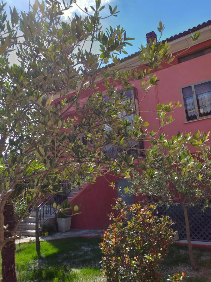 Bed & Breakfast La Rosa Rossa Cagli Luaran gambar